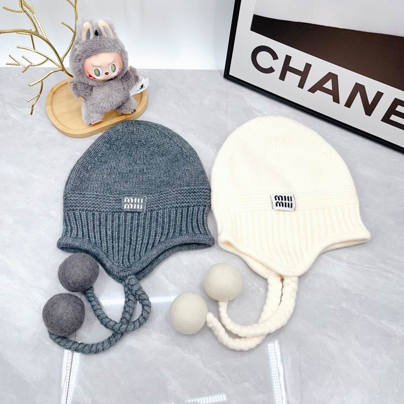 Miumiu hat dx03